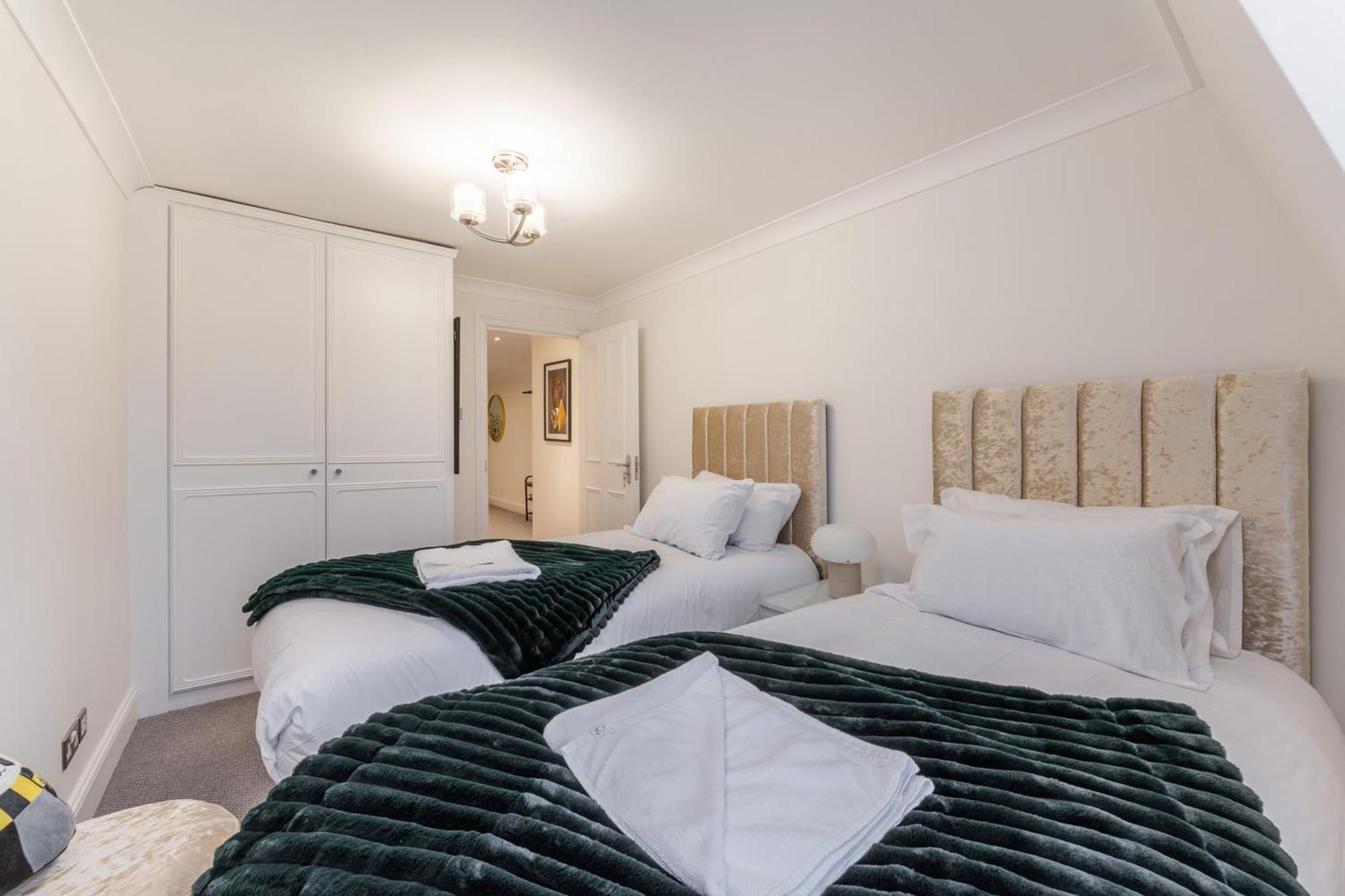 City Chic 3 Bedroom 2 Bathroom Luxury Living 7Hs Londen Buitenkant foto